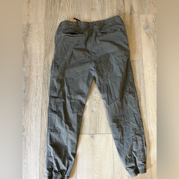 American Eagle Outfitters Charcoal Joggers - Picture 4 of 4